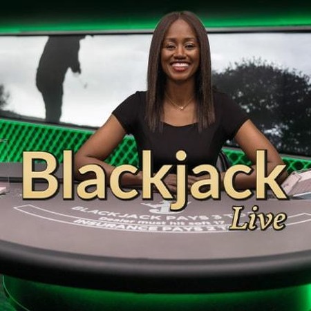 Meza ya roulette yenye mpira na namba mbalimbali kwenye kasino.